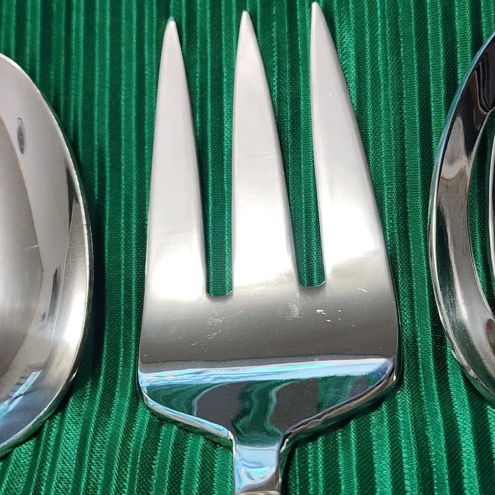 Reed & Barton GOLDEN JUBILEE 5 Piece Serving  Set Glosy 18/8 KOREA Lightly Used